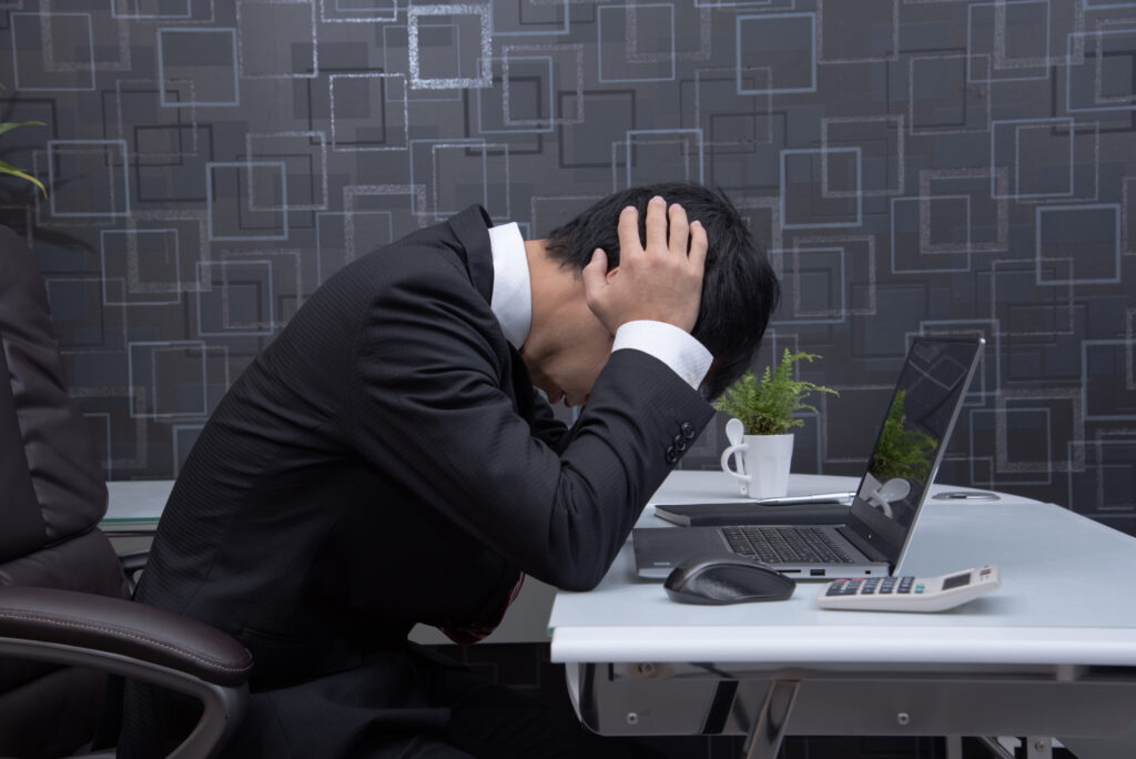 退職時に絶対に回収すべき4つの重要書類